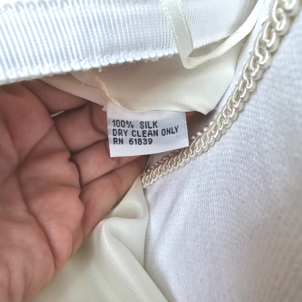 Vintage Teri Jon ✦ Ivory Silk Formal Dress ✦ Handmade Roses Babydoll Silhouette - Picture 14 of 17